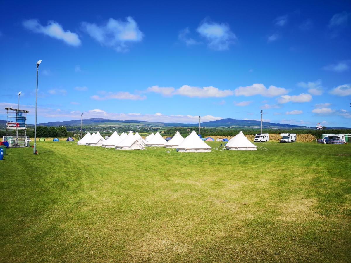 Nine Yards Bell Tents At The Tt - Castletown Kültér fotó